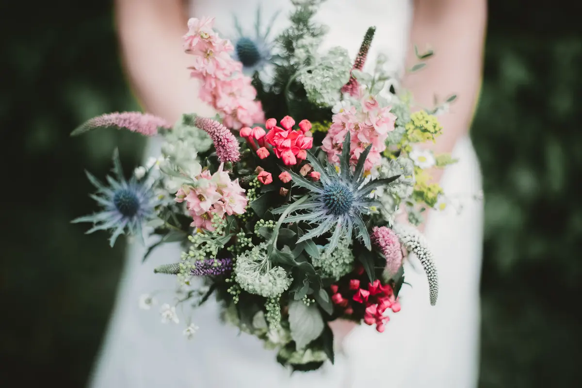 stunning flower bouquet - weddings on a budget