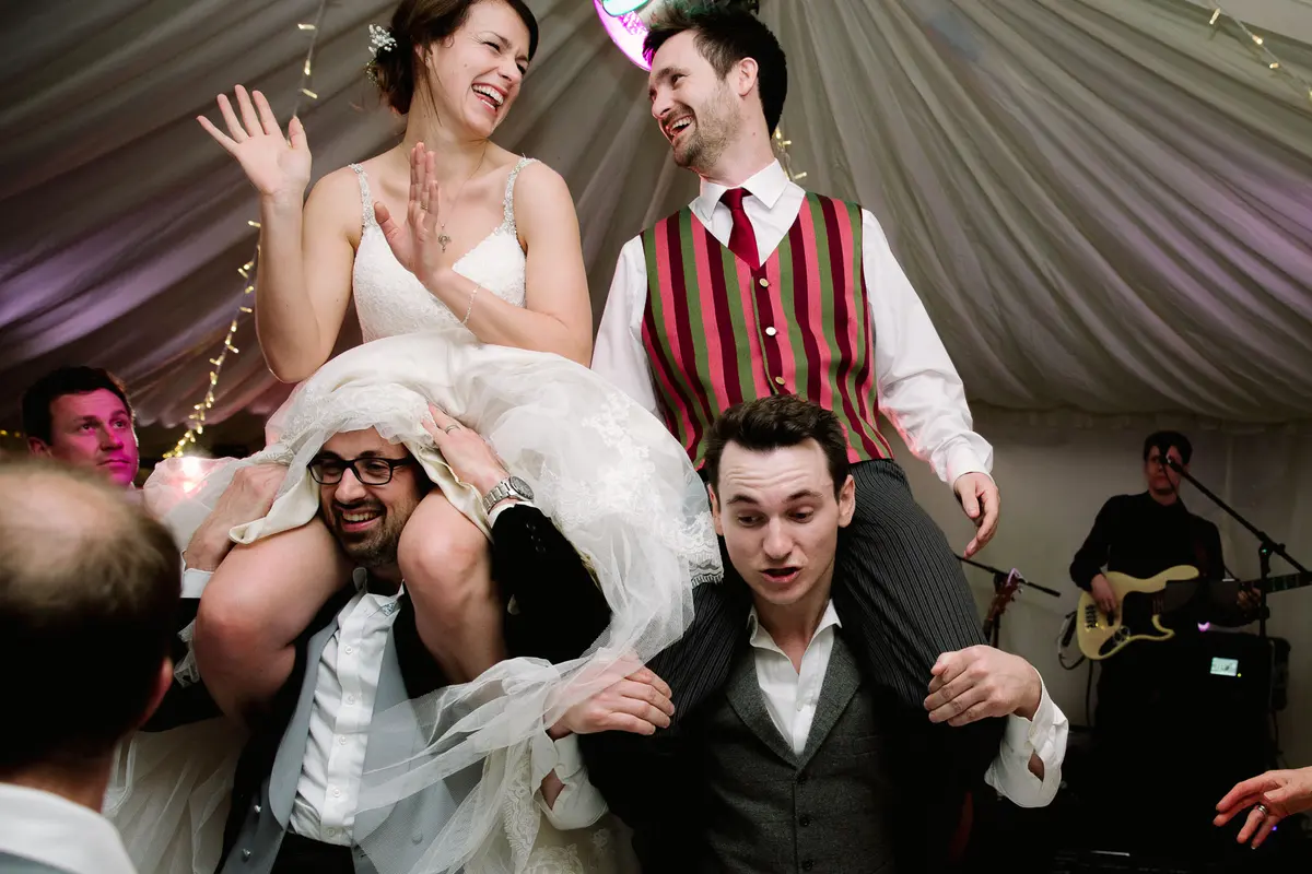 first dance - wedding photographer oxford - philippa james photography