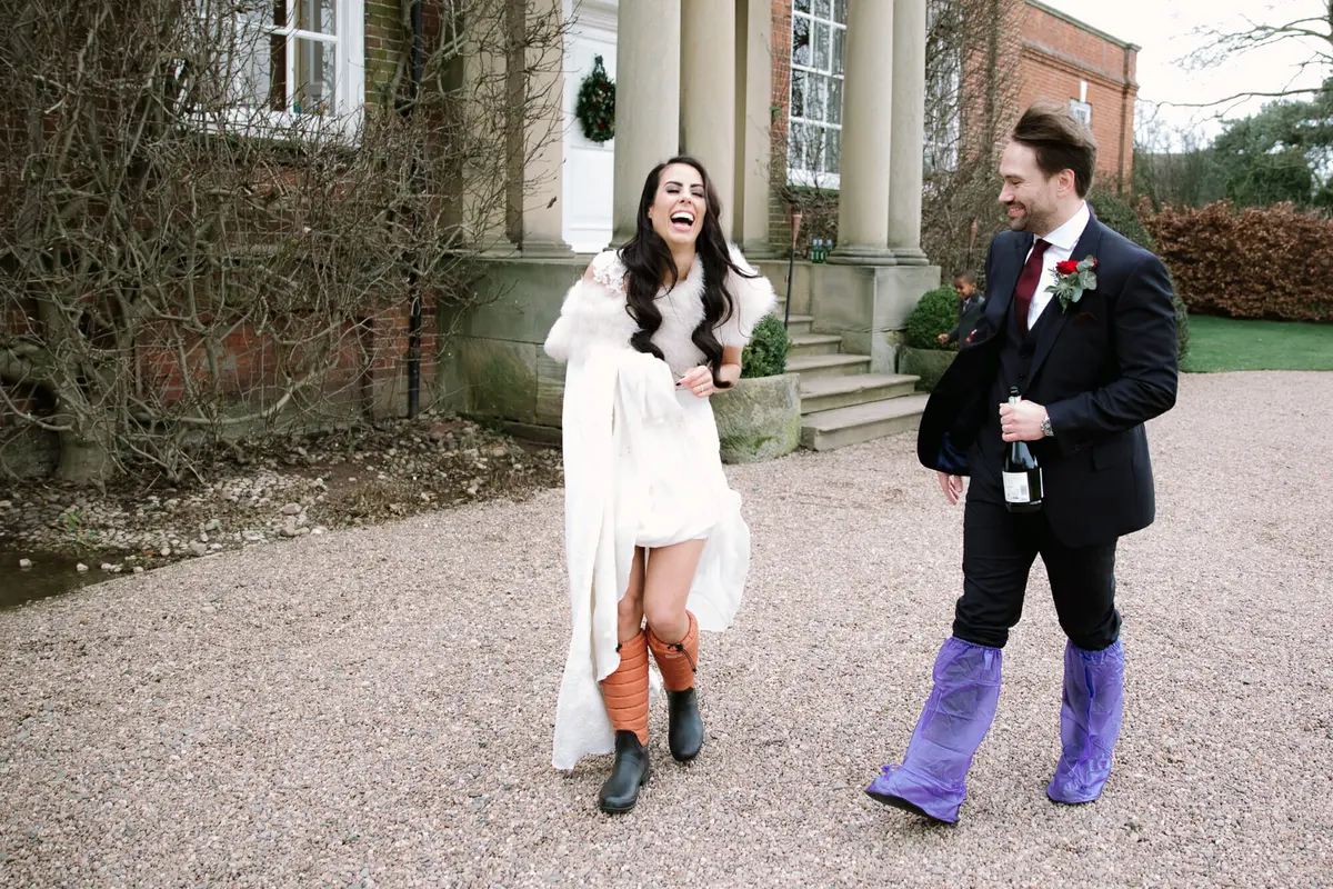 5 tips on embracing rain on your wedding day - blog post by Philippa James Photography at The Oxford Wedding Blog