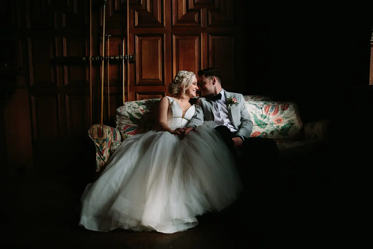 creative ideas of celebrating your wedding day at home