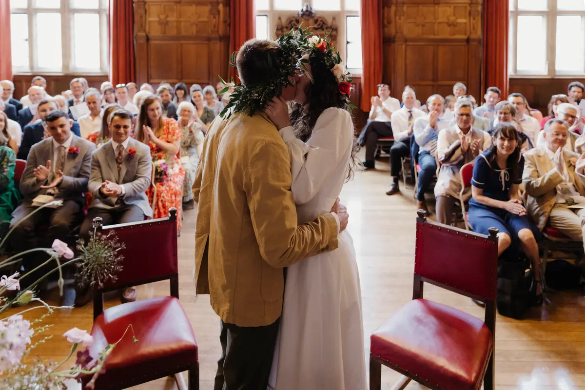 Bride and Groom getting married at Oxford Town Hall wedding ceremony